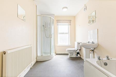 2 bedroom Terraced House for sale in Howard Road, Leicester