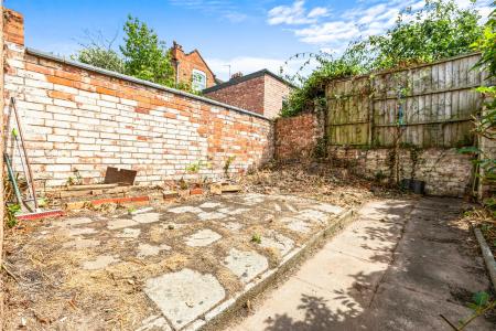 2 bedroom Terraced House for sale in Howard Road, Leicester