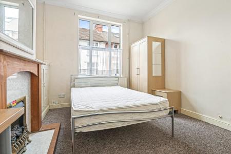 2 bedroom Terraced House for sale in Howard Road, Leicester