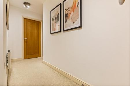 2 bedroom Apartment for sale in Stoneleigh, Knighton Park Road, Leicester