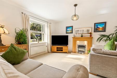 2 bedroom Apartment for sale in Stoneleigh, Knighton Park Road, Leicester