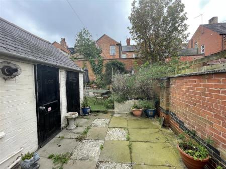 3 bedroom Terraced House for sale in St. Dunstan Road, Leicester