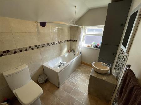 2 bedroom Terraced House for sale in Maynard Road, Leicester