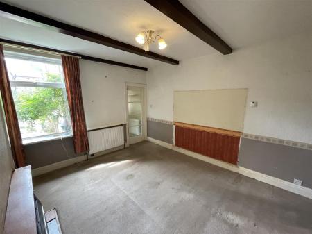3 bedroom Terraced House for sale in Lytton Road, Clarendon Park, Leicester