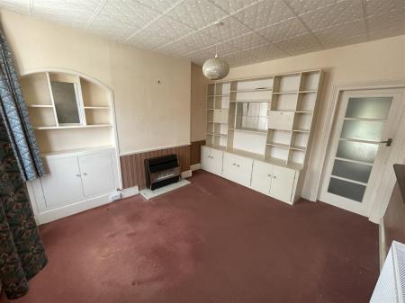 3 bedroom Terraced House for sale in Lytton Road, Clarendon Park, Leicester