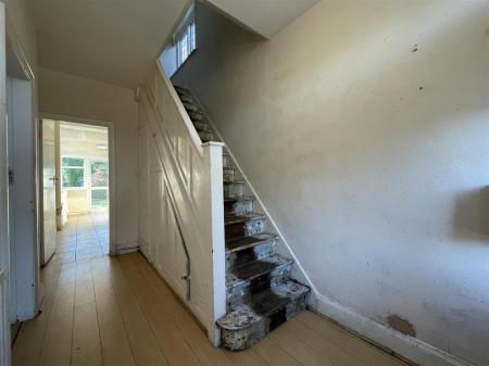 3 bedroom Semi-detached house for sale in Cairnsford Road, Leicester
