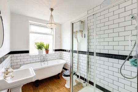 2 bedroom Terraced House for sale in St. Leonards Road, Leicester