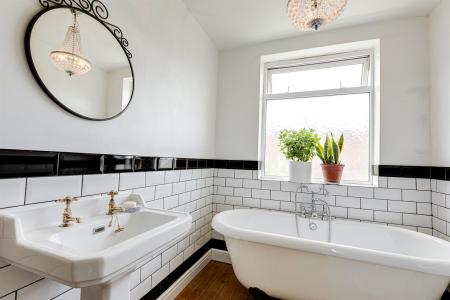 2 bedroom Terraced House for sale in St. Leonards Road, Leicester
