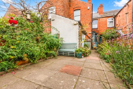 3 bedroom Terraced House for sale in Upperton Road, Leicester