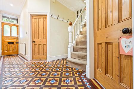 3 bedroom Terraced House for sale in Upperton Road, Leicester