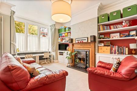 3 bedroom Terraced House for sale in Upperton Road, Leicester