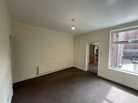 3 bedroom Terraced House for sale in Lorne Road, Leicester