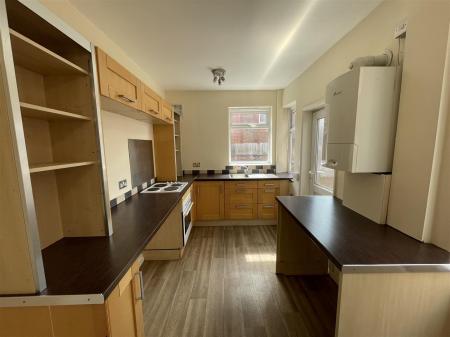3 bedroom Terraced House for sale in Lorne Road, Leicester