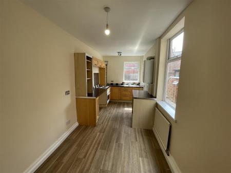 3 bedroom Terraced House for sale in Lorne Road, Leicester