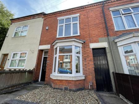 3 bedroom Terraced House for sale in Lorne Road, Leicester