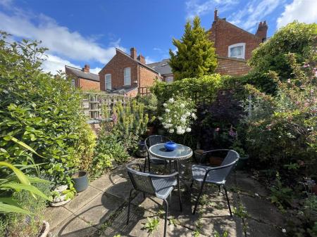 3 bedroom Terraced House for sale in Adderley Road, Leicester