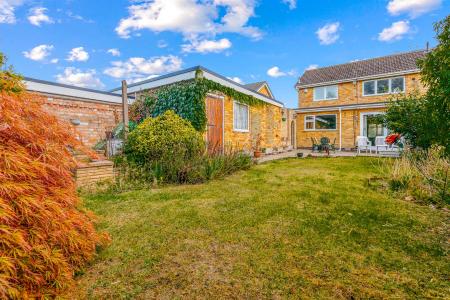 3 bedroom Semi-detached house for sale in Dorset Avenue, Wigston