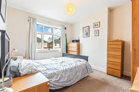 3 bedroom Semi-detached house for sale in Milford Road, Leicester