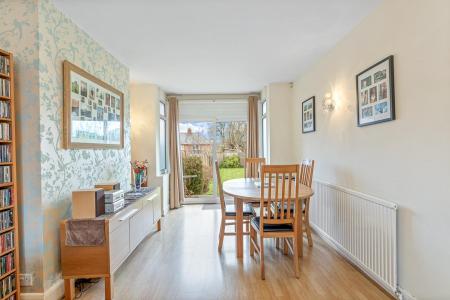 3 bedroom Semi-detached house for sale in Milford Road, Leicester