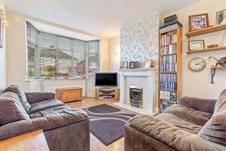 3 bedroom Semi-detached house for sale in Milford Road, Leicester