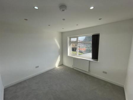 4 bedroom Semi-detached house for sale in Cleveleys Avenue, Leicester