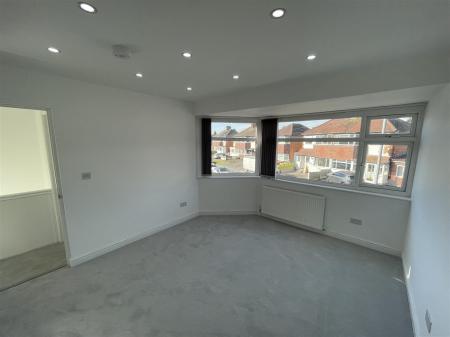 4 bedroom Semi-detached house for sale in Cleveleys Avenue, Leicester