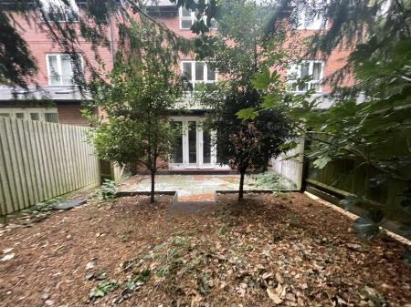 3 bedroom Semi-detached house for sale in Barradale Court, Stoneygate