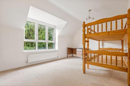 3 bedroom Semi-detached house for sale in Barradale Court, Stoneygate