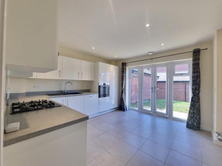 3 bedroom Semi-detached house for sale in Tollgate Close, Oadby