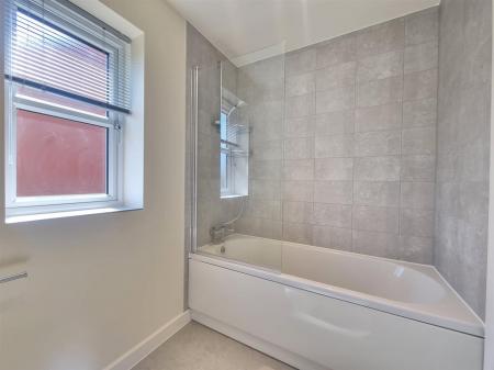 3 bedroom Semi-detached house for sale in Tollgate Close, Oadby