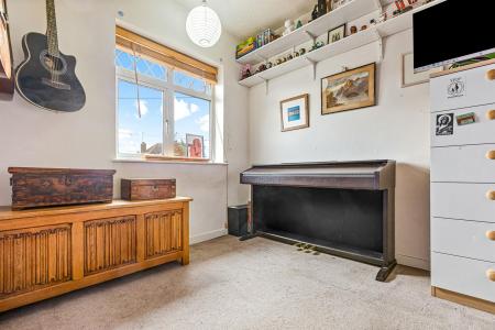 3 bedroom Detached house for sale in Carlton Drive, Wigston