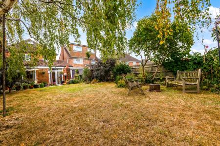 3 bedroom Detached house for sale in Carlton Drive, Wigston