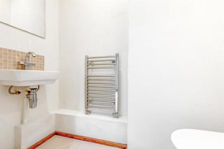 3 bedroom Semi-detached house for sale in The Dell, Evington