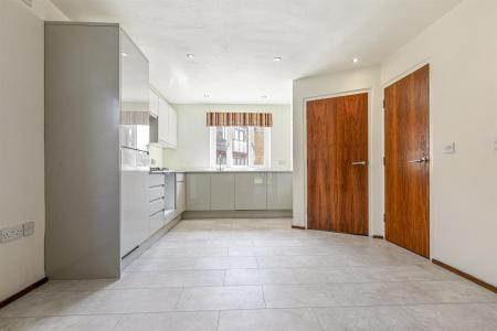 3 bedroom Semi-detached house for sale in The Dell, Evington