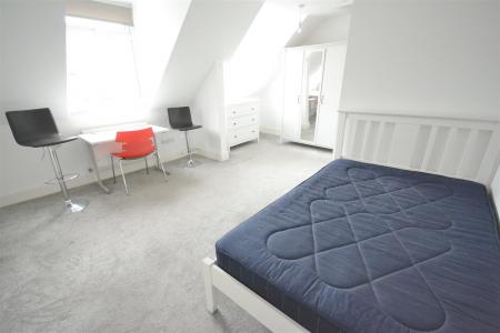 6 bedroom Villa for sale in Severn Street, Leicester