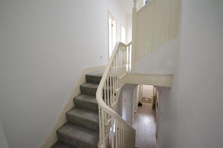 6 bedroom Villa for sale in Severn Street, Leicester