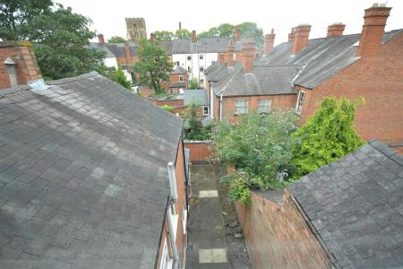 6 bedroom Villa for sale in Severn Street, Leicester
