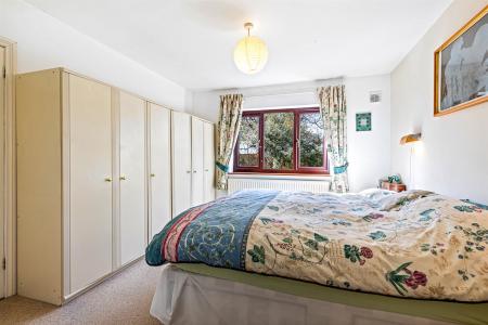 3 bedroom Bungalow for sale in Saffron Lane, Leicester