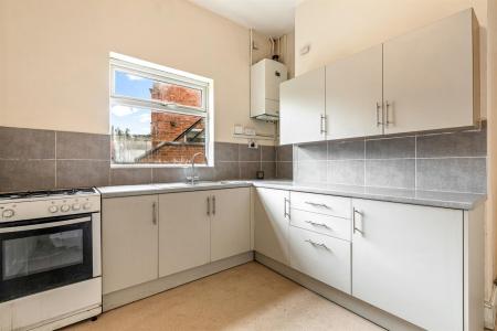 6 bedroom Villa for sale in Queens Road, Clarendon Park