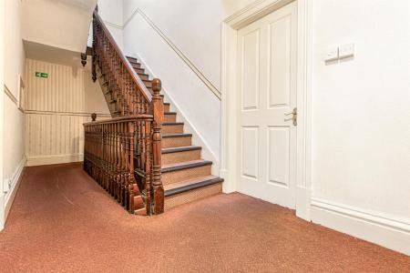 6 bedroom Villa for sale in Queens Road, Clarendon Park