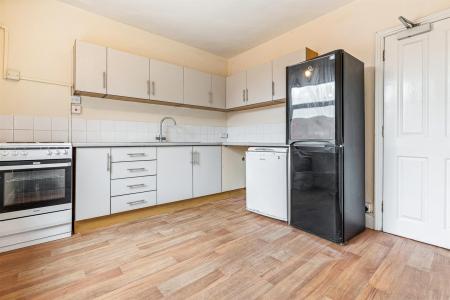 6 bedroom Villa for sale in Queens Road, Clarendon Park
