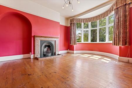 4 bedroom Semi-detached house for sale in Northcote Road, Knighton, Leicester