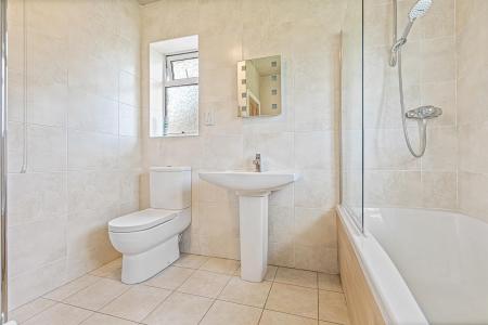 4 bedroom Semi-detached house for sale in Northcote Road, Knighton, Leicester