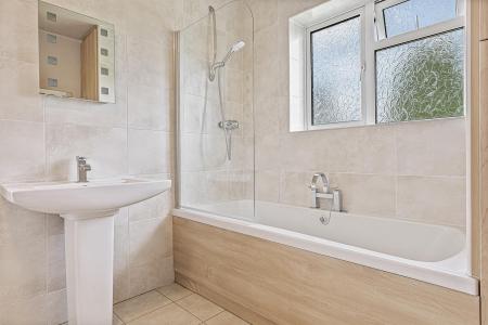 4 bedroom Semi-detached house for sale in Northcote Road, Knighton, Leicester