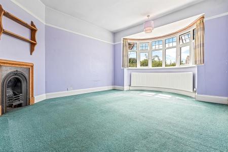 4 bedroom Semi-detached house for sale in Northcote Road, Knighton, Leicester