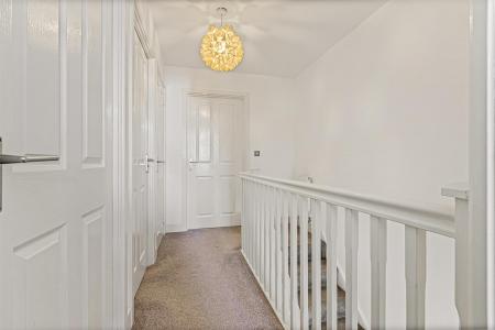 5 bedroom End of terrace house for sale in Elm Tree Court, Leicester
