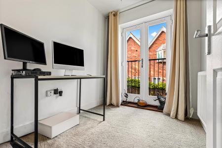 5 bedroom End of terrace house for sale in Elm Tree Court, Leicester