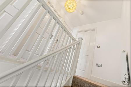 5 bedroom End of terrace house for sale in Elm Tree Court, Leicester