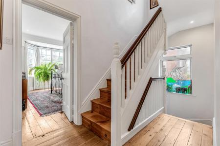 4 bedroom Detached house for sale in St. James Road, Leicester