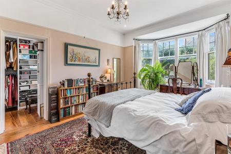 4 bedroom Detached house for sale in St. James Road, Leicester